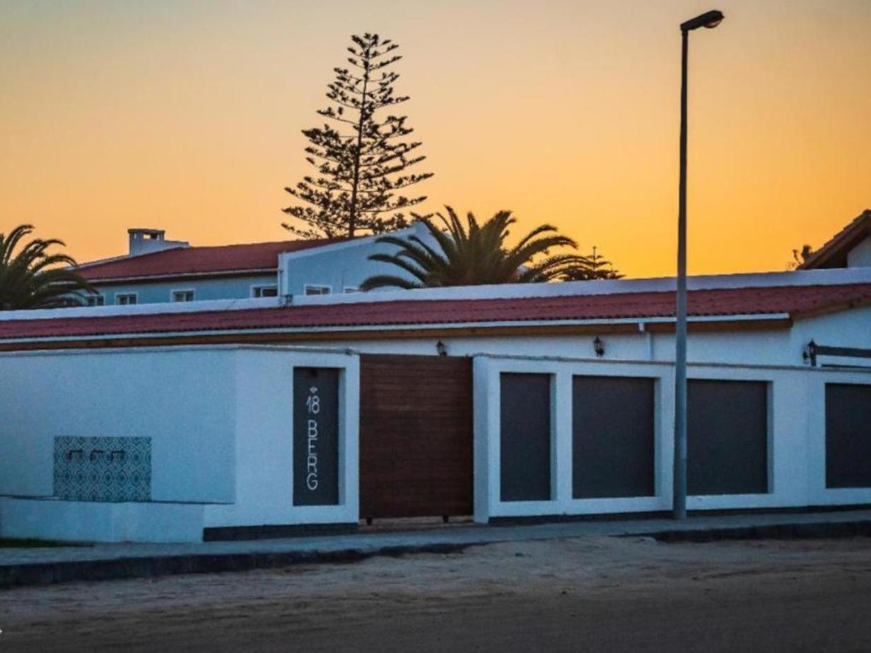 Beach Garden Guesthouse With Self Catering 스바코프문트 외부 사진